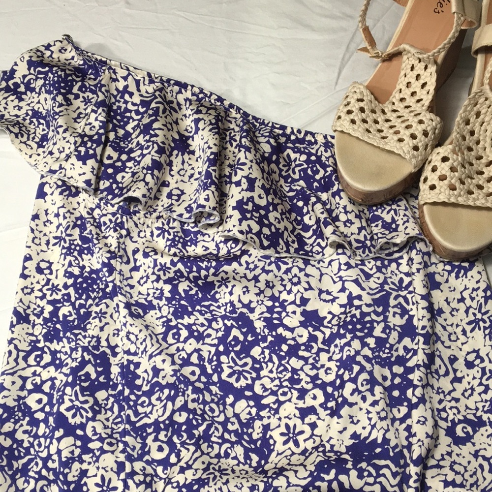 One shoulder blouse
